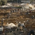 Израел и Хамас напредују у преговорима о прекиду ватре и ослобађању талаца, кажу дужносници