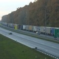 AMSS: Višesatna zadržavanja za kamione na izlazu iz Srbije