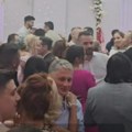 (Видео) Завирите на свадбу софре и лепе докторке: Прија и Филип плешу, ту су Зорица и Кемиш, све пршти од емоција
