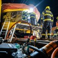 "Čuo se jak udarac, ljudi su razbijali prozore da pobegnu": Putnici iz voza o stravičnom sudaru u Češkoj