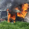 Gori kombi na Adi Ciganliji: Sumnja se da je prevozio roštilje (foto/video)