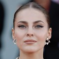 Tek što se saznalo da je u vezi, Džejla Ramović zablistala u belom: Svi komentarišu da joj savršeno stoji FOTO