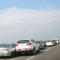 Udes na Pupinovom mostu: Povređen muškarac