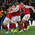 Arsenal u završnici utakmice do pobede protiv Evertona