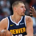 Denver slavio u Finiksu, Jokiću nedostajale dve asistencije za tripl-dabl