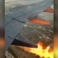 Avion se zapalio u vazduhu Putnici gledali kako gori motor, usledila je velika borba pilota