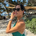 Ana Ivanović pokazala izvajano telo u haljini koja je hit leta: Kad vidite koliko košta ovaj modni komad, ostaćete bez teksta…