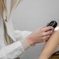 Vrhunski stručnjaci i projekat “Pregled za sve” donose prvu knjigu posvećenu dermoskopiji na srpskom jeziku