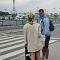 "Mi žene smo moćne, a zbog muža izgledam ovako": Pevačica rodila četvoro dece, sad progovorila kakav joj je brak sa producentom…