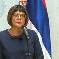 "Devojka je prva napala policajca, ona prilazi i udara ga": Maja Gojković kaže da je "pažljivo gledala" snimak