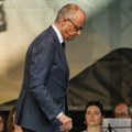 Merc izviždan na komemoraciji žrtvama poplave u dolini Ar