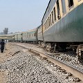 Četiri osobe poginule u železničkoj nesreći u Pakistanu, 30 povređenih