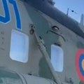 Helikopter jermenskog premijera prinudno sleteo na stadion zbog lošeg vremena