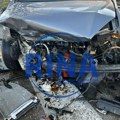 Haos na magistrali smrti: Težak sudar kamiona i autobusa u blizini Mrčajevaca na Ibarskoj, dve osobe povredjene a na put se…