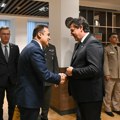 Gašić se sastao sa ambasadorima: "Vojska Srbije je faktor stabilnosti u regionu"