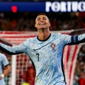 Ronaldov 900. gol za pobedu protiv Hrvatske, Danska sa dva igrača više pobedila Švajcarsku (video)