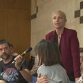Plan širenja Beograda na vodi na javnoj prezentaciji, građani protestuju ispred Palate Srbija
