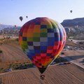 Kako se upravlja balonima na vruć vazduh? Ekspert o uzrocima i bezbednosti nakon nesreća u Kapadokiji
