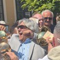 Počeo Guča festival - Ludilo na ulicama od ranog jutra: Boban Marković otvorio 64. Dragačevski sabor