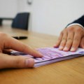 "Subvencionisana državna lutrija": Krediti za mlade najavljivani uz pompu, ali je dobitnika malo