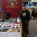 Pisac iz Niša Vladimir Vučković na Sajmu knjiga u Beogradu predstavio roman „Kraj vremena“
