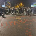 Skup podrške Dijani Hrka u Novom Sadu, blokirana raskrsnica kod Banovine