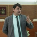Petrov: Na izborima borba između SNS i fluidnog udruženja građana