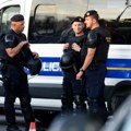 Srbinu određen pritvor zbog vređanja Hrvatske: Gurnut u more u Makarskoj jer nije hteo da skine majicu Crvene zvezde