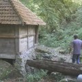 Bez belog luka i glogovog kolca ne dolazite: Ova vodenica decenijama budi jezu među Srbima – evo kako zaista izgleda (FOTO)
