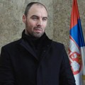 Kancelarija Tomanović: Inspektor Milenković zaustavio tri vozila sa sumnjivim licima, u toku bezbednosna provera