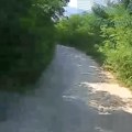 Čitaoci javljaju: Put Miroševce-Slavujevce još malo pa neprohodan