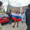 „Putin je ubica, ko nije za Putina neka tapše“: Manji incident na glasačkom mestu za ruske izbore u Beogradu, reagovala…