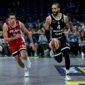 "Za ovakav pristup oduzimati od plate" Navijači Partizana ljuti posle tesne pobede nad FMP-om! Pljušte kritike i negativni…