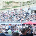 Suze i gromoglasan aplauz na Tašmajdanu: Sinan Sakić nikada neće biti zaboravljen!