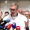 Вучић у Јагодини најавио повећање минималне зараде: Држава ће преузети највећи део терета