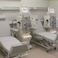 “Osobe sa invaliditetom nose stepenicama do poslednjeg sprata jer lift ne radi”: Klinički centar Niš negira da su…