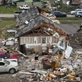 Tornado protutnjao amerikom! Ima mrtvih: Grad potpuno uništen, traga se za preživelima!