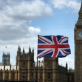 Britanska vlada smanjuje starosnu granicu za glasanje na 16 godina