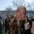 Haos u Vašington postu: Bezos tvrdi da veruje u budućnost lista dok stotine novinara ostaje bez posla, ljudi očajni završili…
