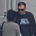 Kasper bio u LAZI da obiđe Minu Kostić: Evo šta je nosio u rukama, s njim je bila i jedna žena (video)