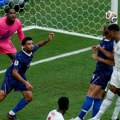 Uživo: Saka pogađa iz penala za 5:3!