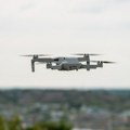 Dron snimio prekršaje kod Zaječara: Šest vozača preticalo preko pune linije