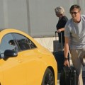 Aleksej Bjelogrlić bez Sare Jo, sačekao ga luksuzni žuti automobil Uhvatili smo glumca na aerodromu bez devojke: Na licu nosi…