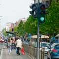 Vozači zbunjeni zbog zelene strelice: Pogrešan potez može vas koštati 120.000 dinara, ode i dozvola, a u najtežim slučajevima…