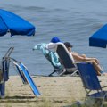 Bajden uživa na plaži sa prvom damom: Predsednik SAD odmarao pre NATO samita FOTO