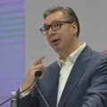 Vučić: Na svim biračkim mestima danas veoma ubedljiva pobeda liste "Srbija ne sme da stane"