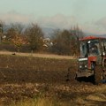 Zabrana saobraćaja za traktore bez zaštitnog rama ili kabine: Odlazak u voćnjak ne sme da košta života