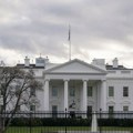 Nova Trampova administracija uklonila špansku verziju sajta Bele kuće