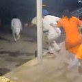 VIDEO Neverovatno bekstvo iz zatvora: Zatvorenici iščupali šolju i lavabo pa zbrisali, ostavili i poruku čuvarima