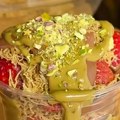 Ako ste padali na kolena pred Dubai čokoladom, niste spremni za Dubai jaogde: Ovaj recept preti da skine sa trona popularni…